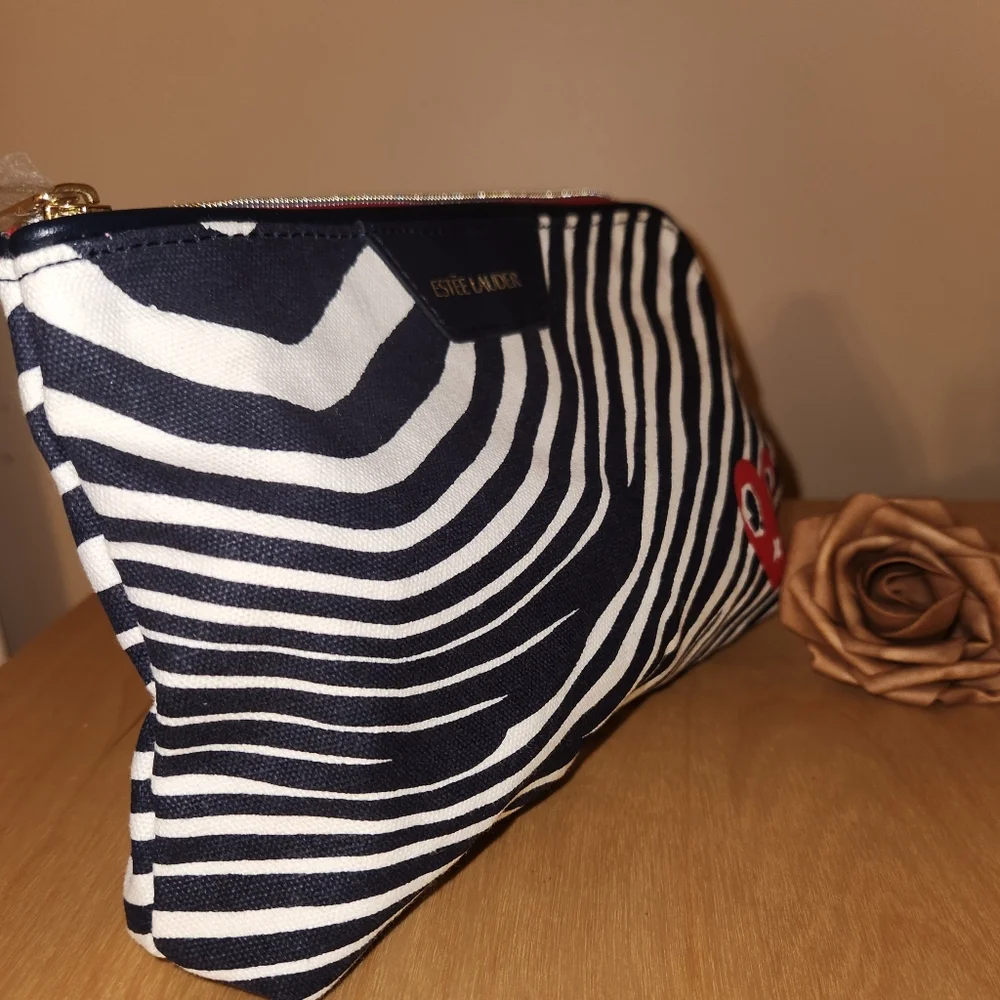 NEW Estee Lauder Makeup Bag